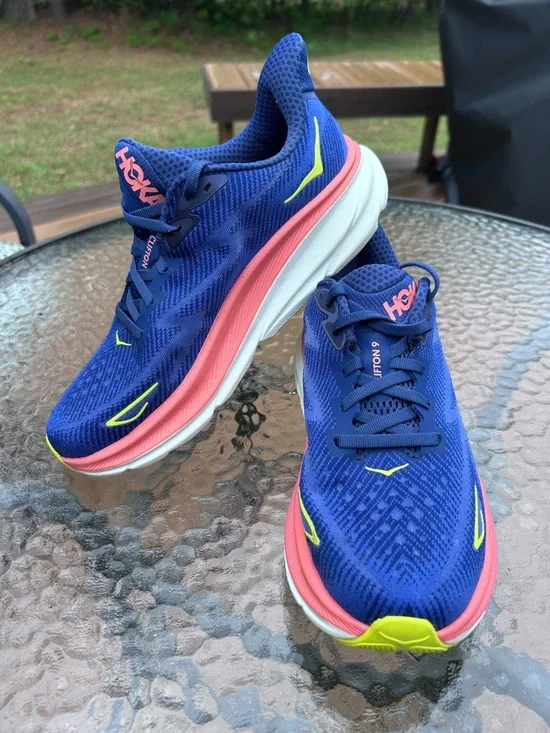 Hoka EUC Women’s Size 8.5 Clifton 9 Blue Coral Mesh Running Shoe MSRP $165 - Picture 12 of 12